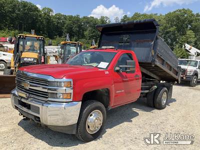 2015 Chevrolet Silverado 3500HD 4x4 Dump Truck