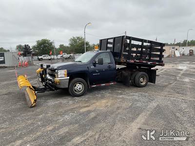 2012 Chevrolet Silverado 3500HD 4x4 Flatbed/Dump Truck