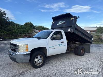2010 Chevrolet Silverado 3500HD Dump Truck