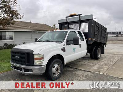 2008 Ford F-350 SD Extended-Cab Dump Flatbed Truck