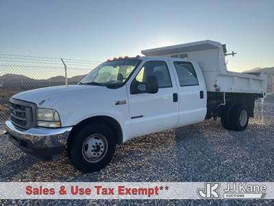 2002 Ford F-350 SD Crew-Cab Dump Truck