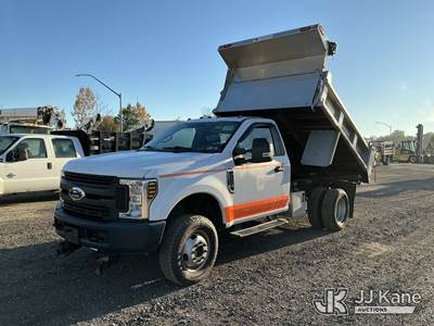 2018 Ford F350 4x4 Dump Truck