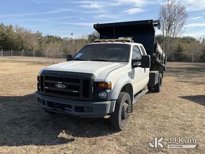 2008 Ford F-450 SD Extended-Cab Dump Truck