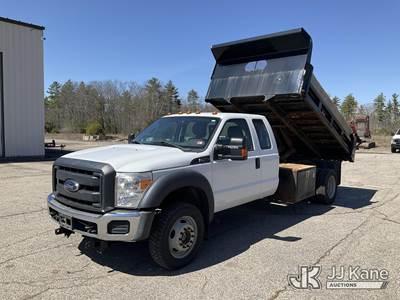 2015 Ford F450 4x4 Extended-Cab Dump Truck