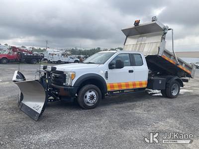 2017 Ford F550 Extended-Cab Dump Truck
