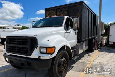 2000 Ford F-650 Dump Debris Truck