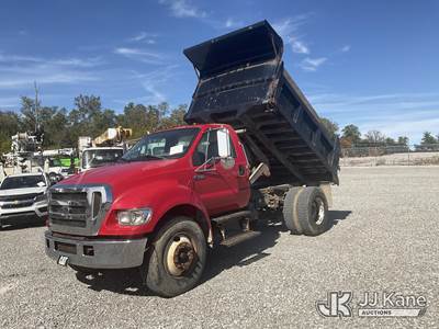2006 Ford F-750 Regular Cab 2WD DRW Dump Truck