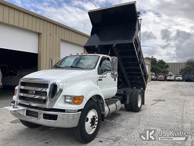 2015 Ford F-750 Dump Truck