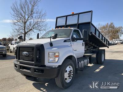 2022 Ford F-750 Regular Cab DRW Dump Truck