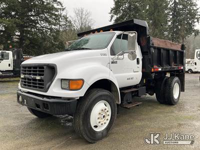 2001 Ford F-750 Regular Cab 2WD DRW Dump Truck