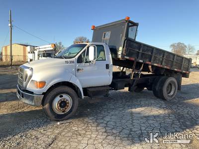 2005 Ford F-750 Dump Truck
