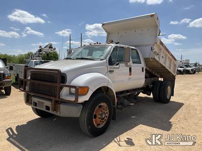 2003 Ford F-750 Dump Truck
