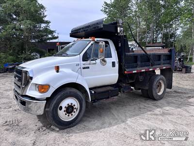 2010 Ford F-750 Dump Truck