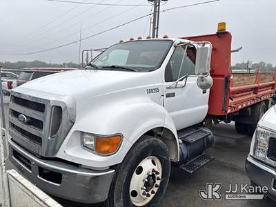 2010 Ford F-750 Regular Cab DRW Dump Truck