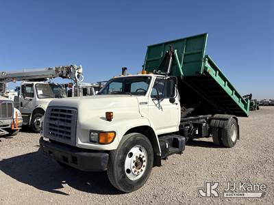 1996 Ford F800 Dump Truck