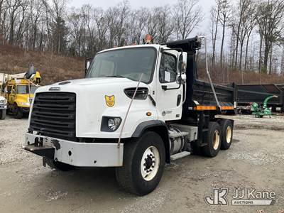 2016 Freightliner 114SD T/A Dump Truck
