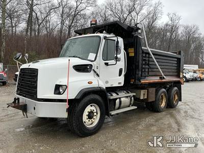 2016 Freightliner 114SD T/A Dump Truck