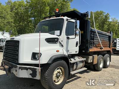 2016 Freightliner 114SD T/A Dump Truck