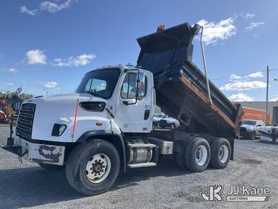 2016 Freightliner 114SD T/A Dump Truck