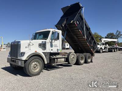 Freightliner Coronado 122 Dump Truck