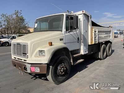 2004 Freightliner FL80 T/A Dump Truck