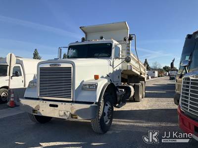 2002 Freightliner FLD120 Dump Truck