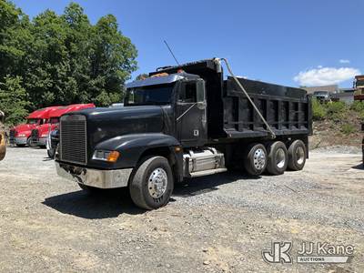 1990 Freightliner FLD120 T/A Dump Truck