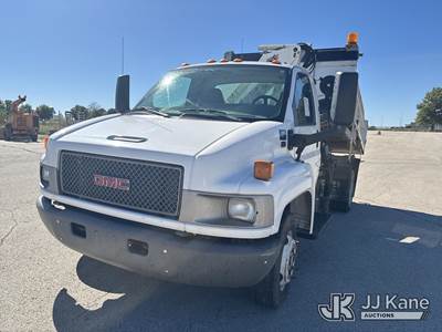 2004 GMC C5C042 Dump Truck