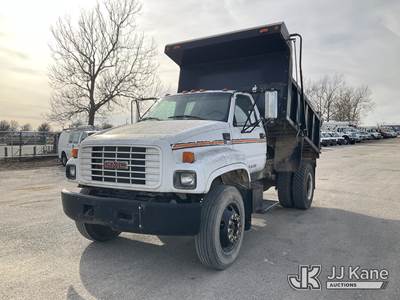 2002 GMC C7500 Dump Truck
