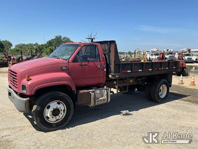 2002 GMC C7500 Dump Truck