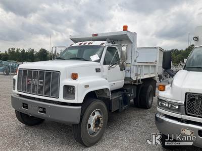 GMC C7H042 Dump Truck