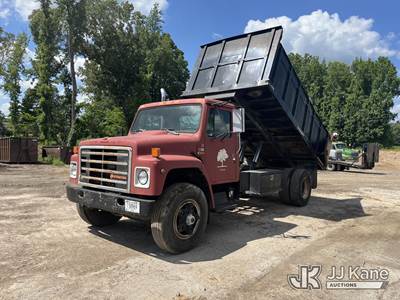 1989 International 1754 Dump Truck