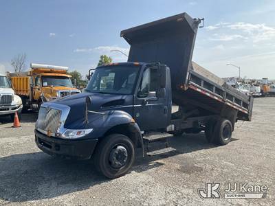 2003 International 4200 LP Dump Truck