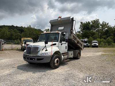 2011 International 4300 LP Dump Truck