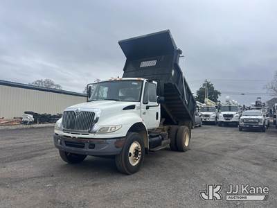 2005 International 4400 Dump Truck