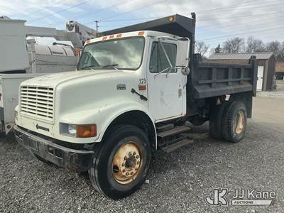 2000 International 4900 Dump Truck