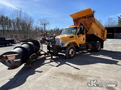 2005 International 7400 Dump Truck