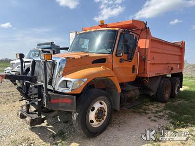 2003 International 7400 T/A Dump Truck