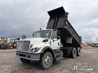 2009 International 7500 T/A Dump Truck