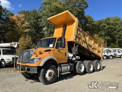 2006 International 7600 T/A Dump Truck