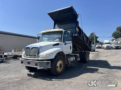 2017 International DuraStar 4400 Dump Truck