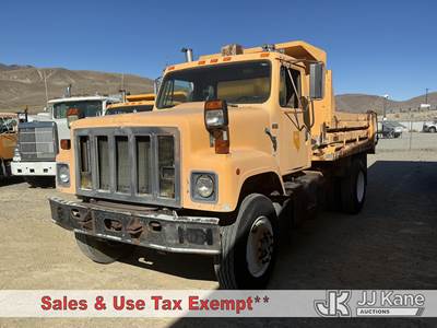 1985 International F2574 Dump Truck
