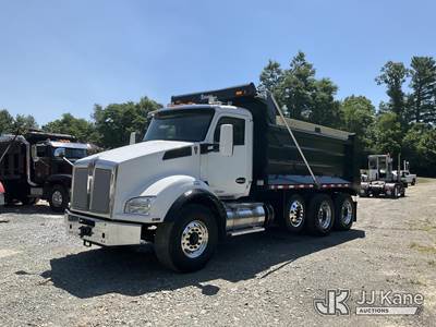 2019 Kenworth T880 T/A Dump Truck