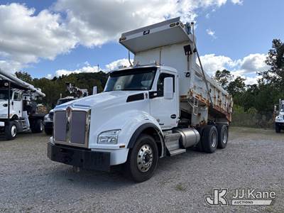 2018 Kenworth T880 T/A Dump Truck