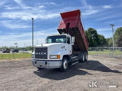 1998 Mack CH613 T/A Dump Truck