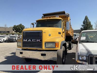 2007 Mack CL733 T/A Dump Truck