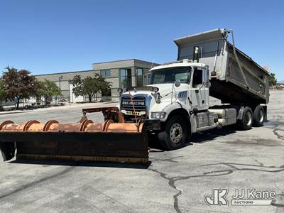 2012 Mack Granite Dump Truck