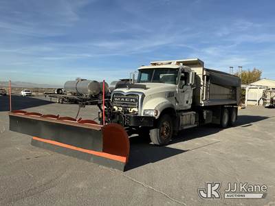 2015 Mack GU713 T/A Dump Truck
