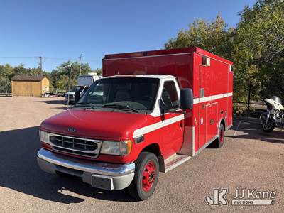 2002 Ford E450 Cutaway Ambulance