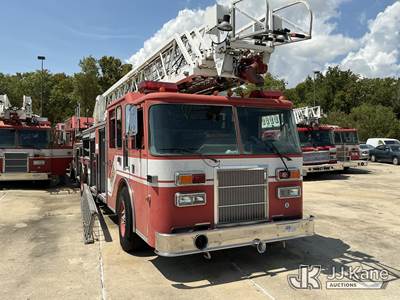 1998 Pierce Model Tilt Cab Fire Truck